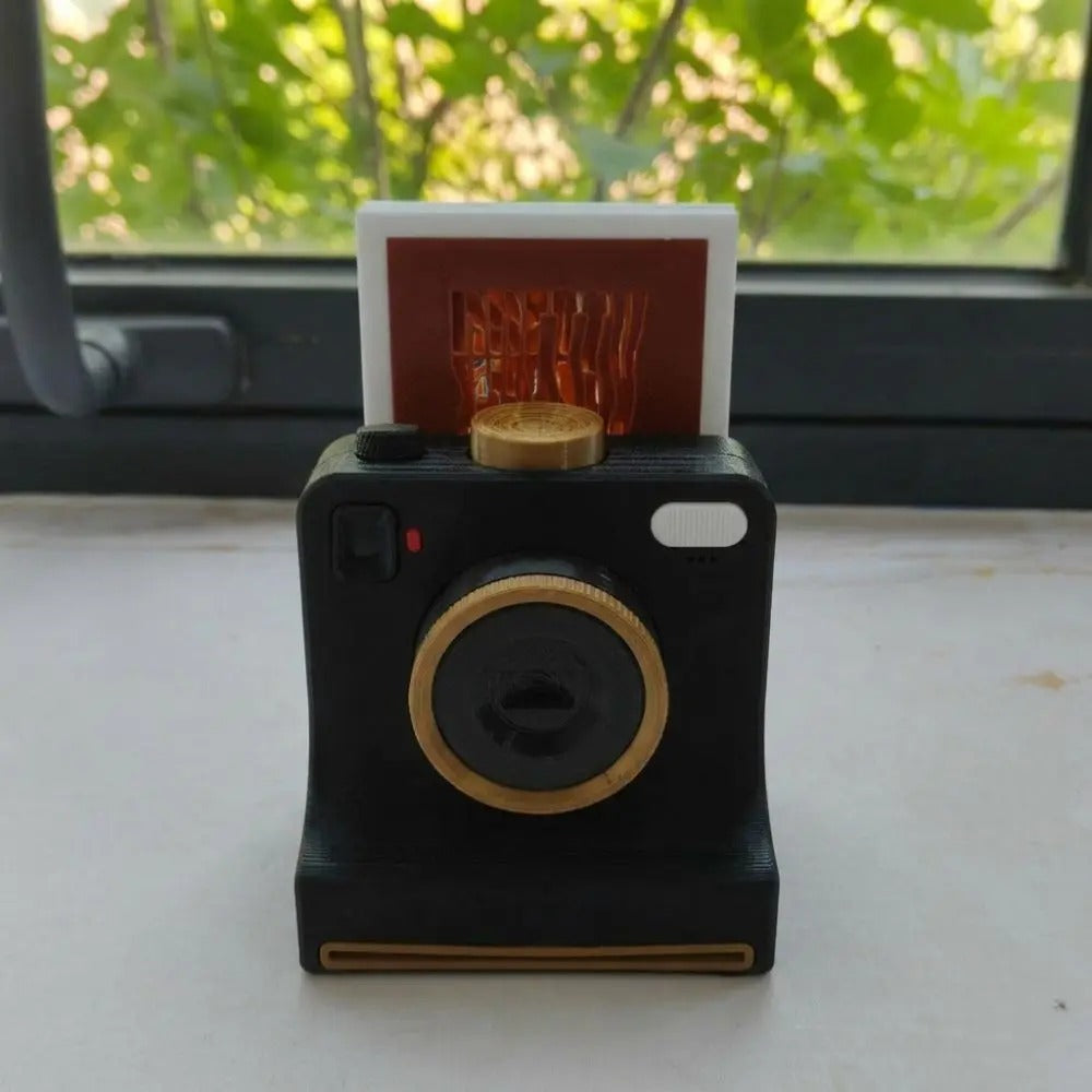 3D Printed Latte Art Camera with Replaceable Stencil Cards
